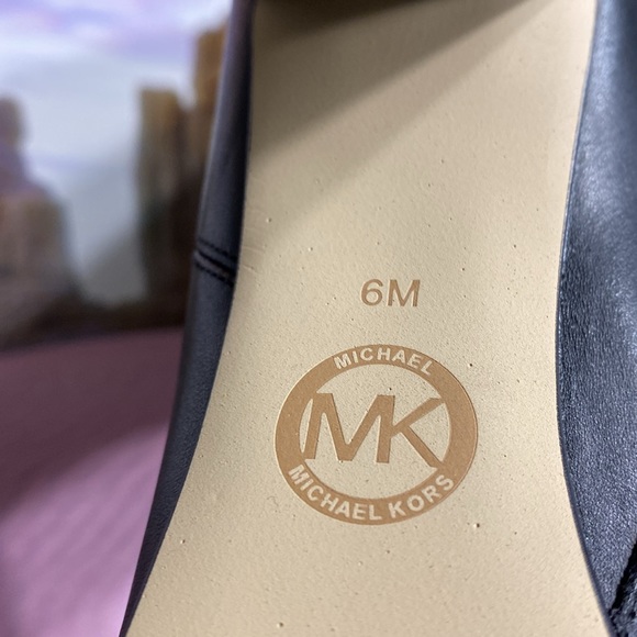 🖤Michael Kors Janice Leather Tall Boots in black color. - Picture 7 of 15